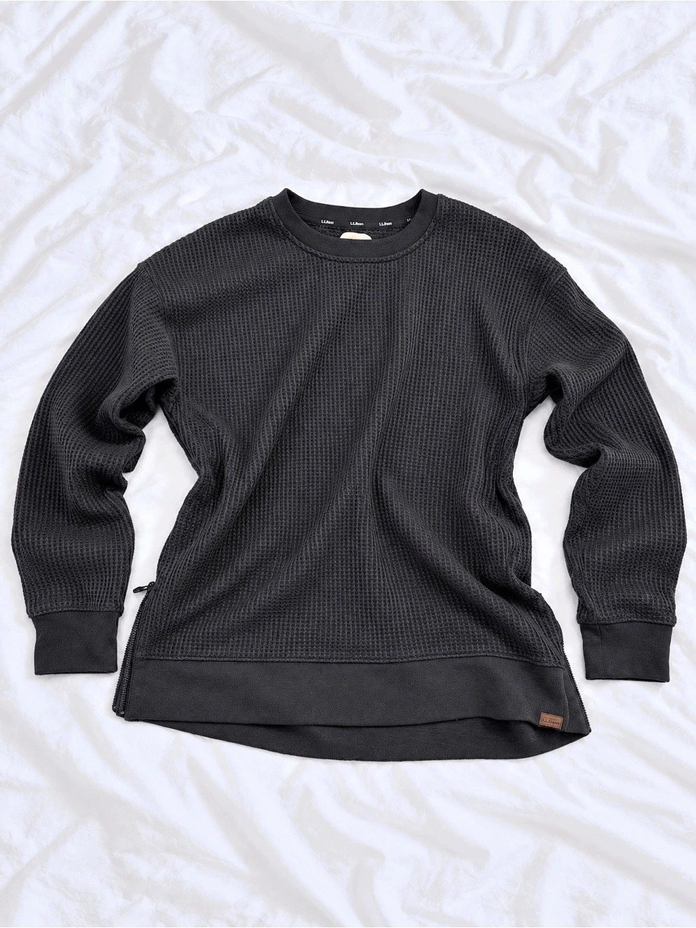 L.L.Bean Black Waffle Knit Pullover Size Medium